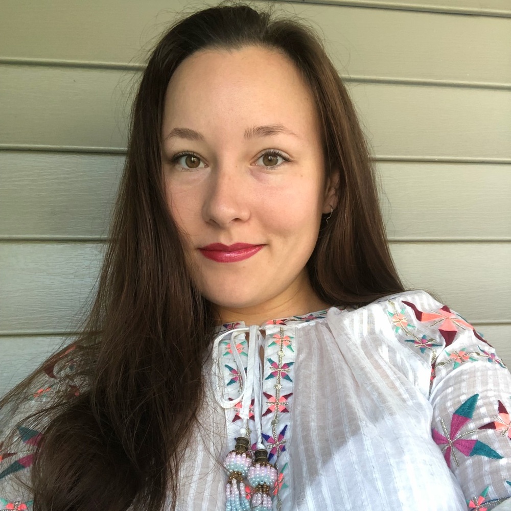 Meet your Posher, Valeria